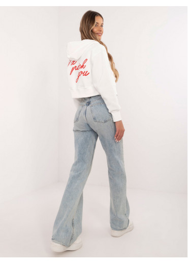 Smotanovo biela crop top mikina