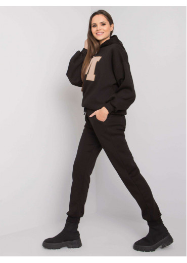 Čierna tepláková súprava