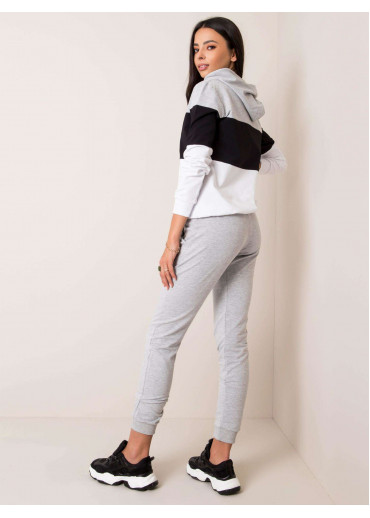 Tmavosivá tepláková súprava