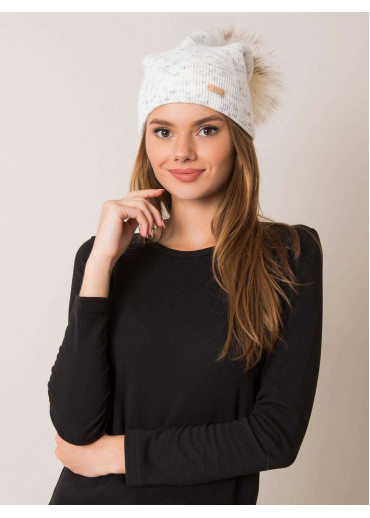 Smotanovo biela čiapka