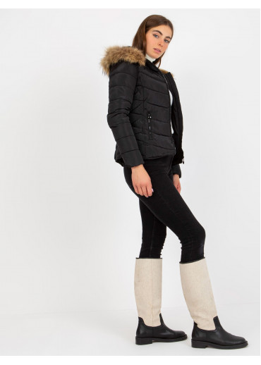 Čierna prešívaná bunda