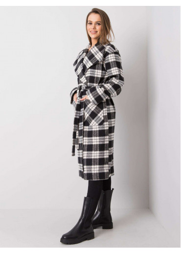 Čierny kabát s opaskom