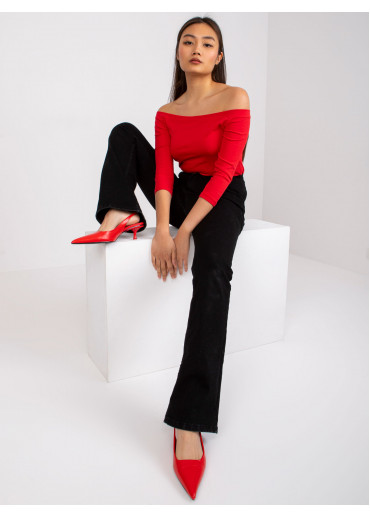 Červené bavlnené tričko