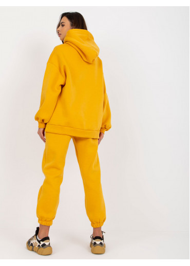 Karamelovo hnedá tepláková súprava