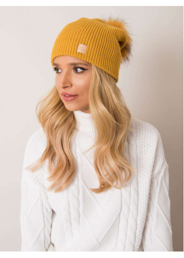 Karamelovo hnedá čiapka