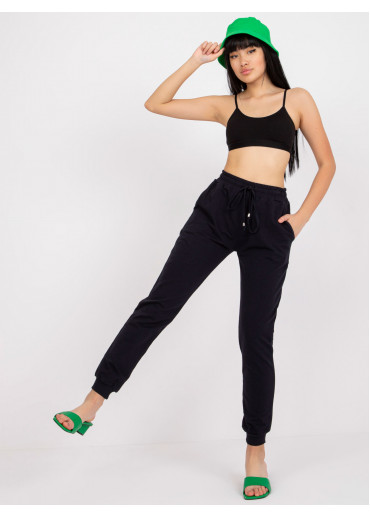 Tmavomodré tepláky