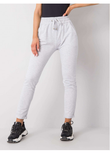 Púdrovo ružové tepláky