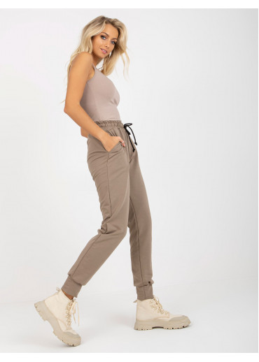 Béžovo hnedé tepláky