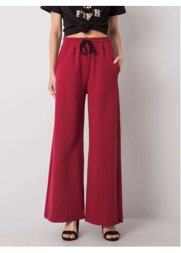 Bordovo červené rozšírené tepláky