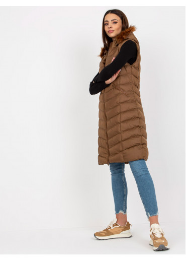 Hnedá prešívaná vesta