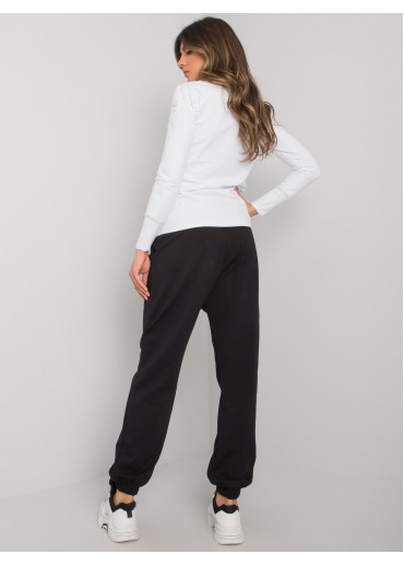 Čierny športový komplet