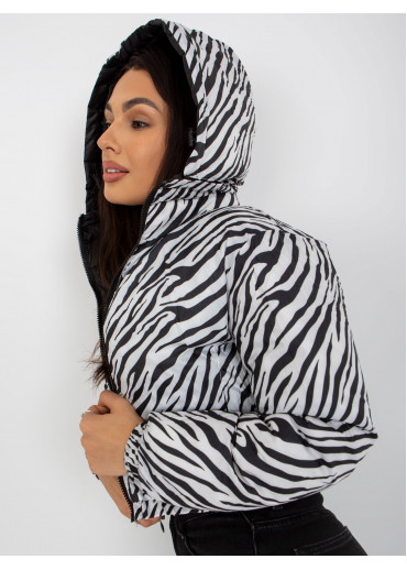 Čierna krátka prešívaná bunda