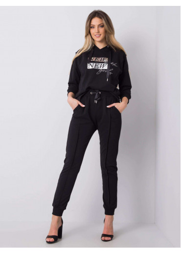 Čierna tepláková súprava