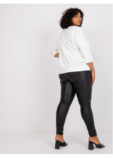 Smotanovo biele tričko s 3/4 rukávom