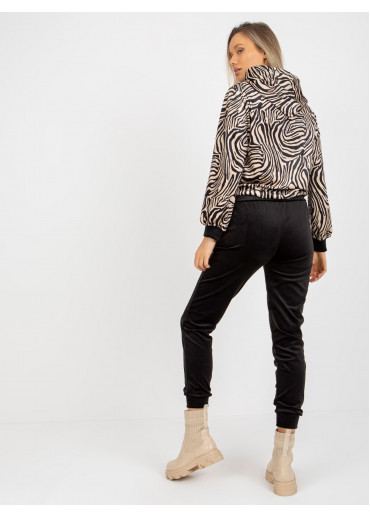 Čierna tepláková súprava