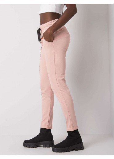 Púdrovo ružové tepláky