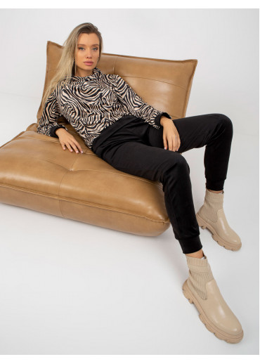 Čierna tepláková súprava