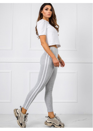 Sivá legíny s lampasmi