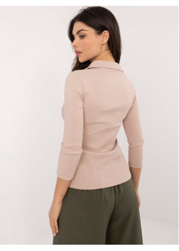 Béžovo hnedé tričko s golierom