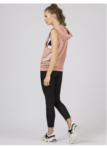 Tmavopúdrovo ružové tričko s kapucňou