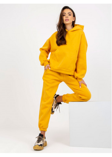 Karamelovo hnedá tepláková súprava