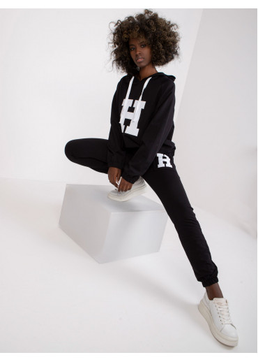 Čierna tepláková súprava