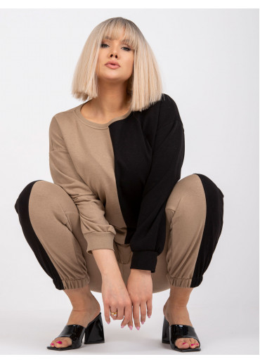 Čierna tepláková súprava