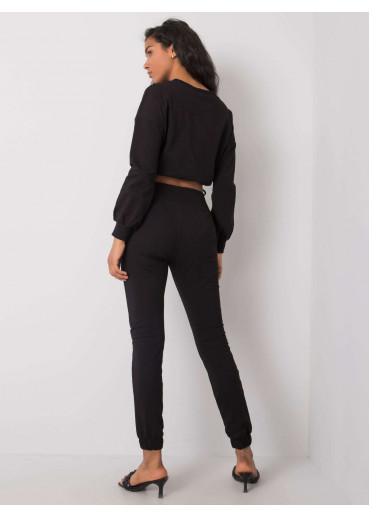 Čierna tepláková súprava