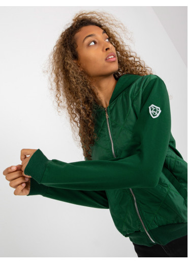 Tmavozelená mikina s kapucňou