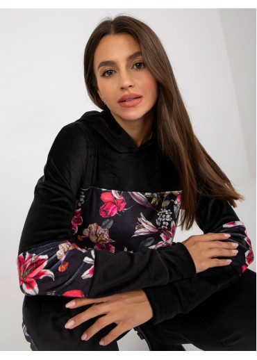 Čierna tepláková súprava