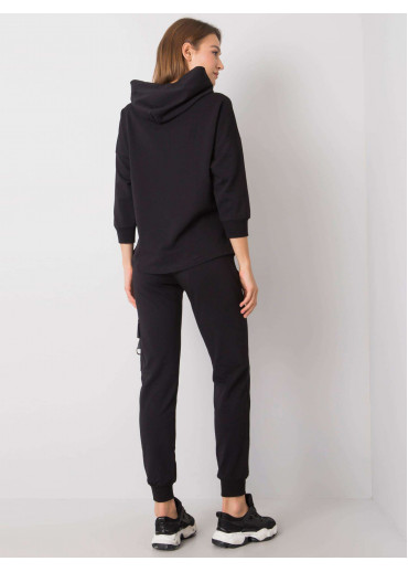 Čierna tepláková súprava