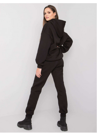 Čierna tepláková súprava