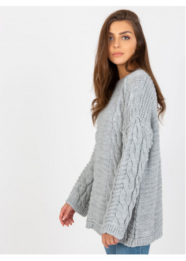 Sivý pletený sveter