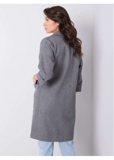 Sivý kabát s opaskom