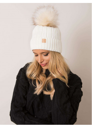 Smotanovo biela čiapka