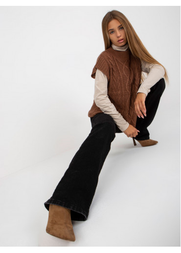 Hnedá pletená vesta