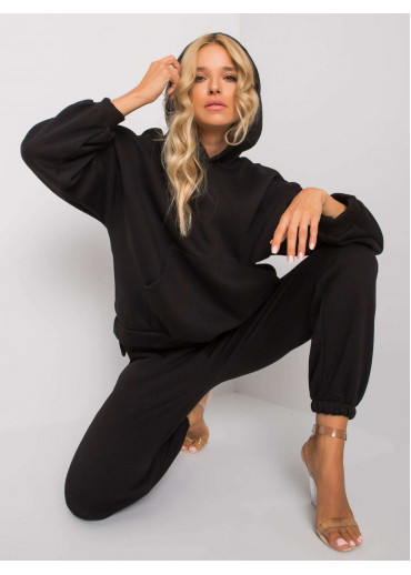 Čierna tepláková súprava