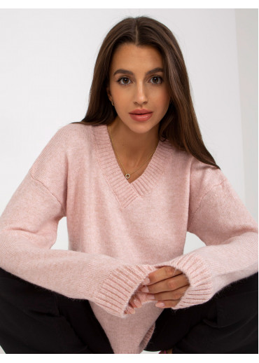Púdrovo ružový pulóver