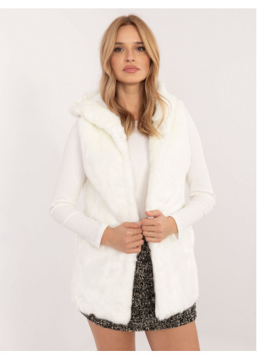 Smotanovo biela hebká vesta