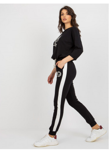 Čierna tepláková súprava