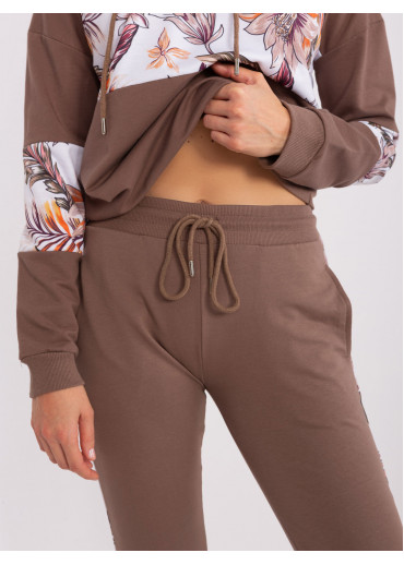 Hnedá tepláková súprava