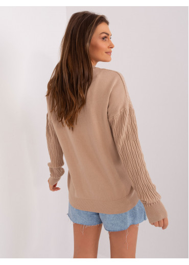 Béžovo hnedý pulóver