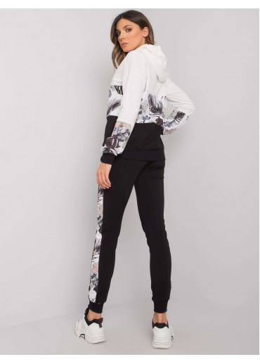 Čierna tepláková súprava