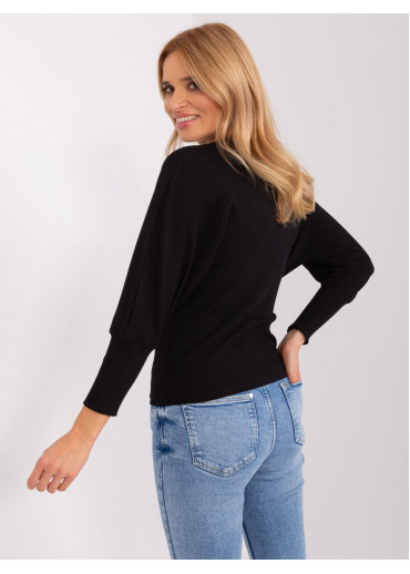 Čierne tričko s dlhým rukávom