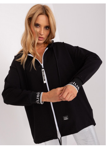 Čierna mikina s kapucňou