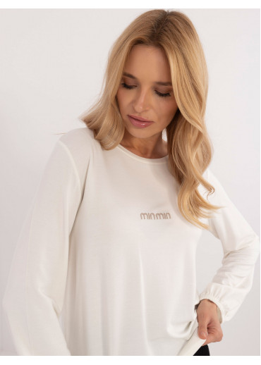 Smotanovo biele dámske tričko s dlhým rukávom