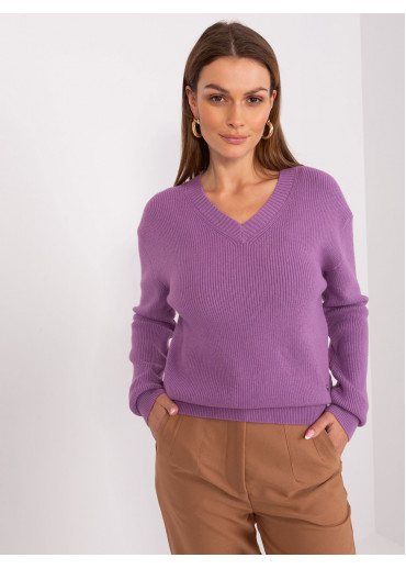 Fialový pulóver