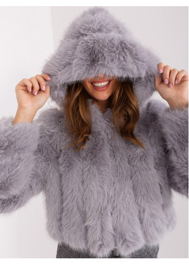 Sivá chlpatá bunda