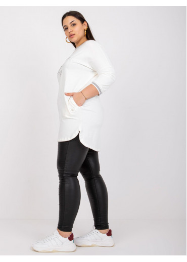 Smotanovo biela tunika