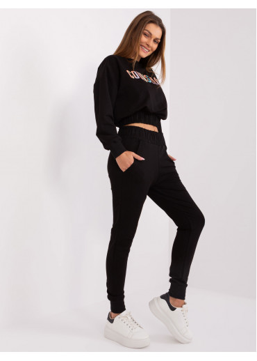 Čierna tepláková súprava